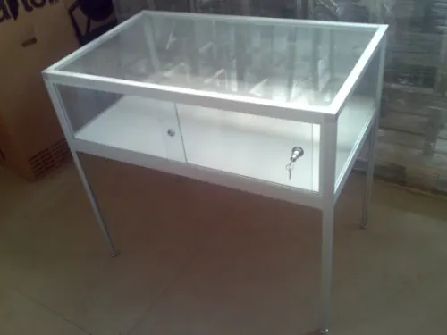 Glastischvitrine, 60 x 100 cm