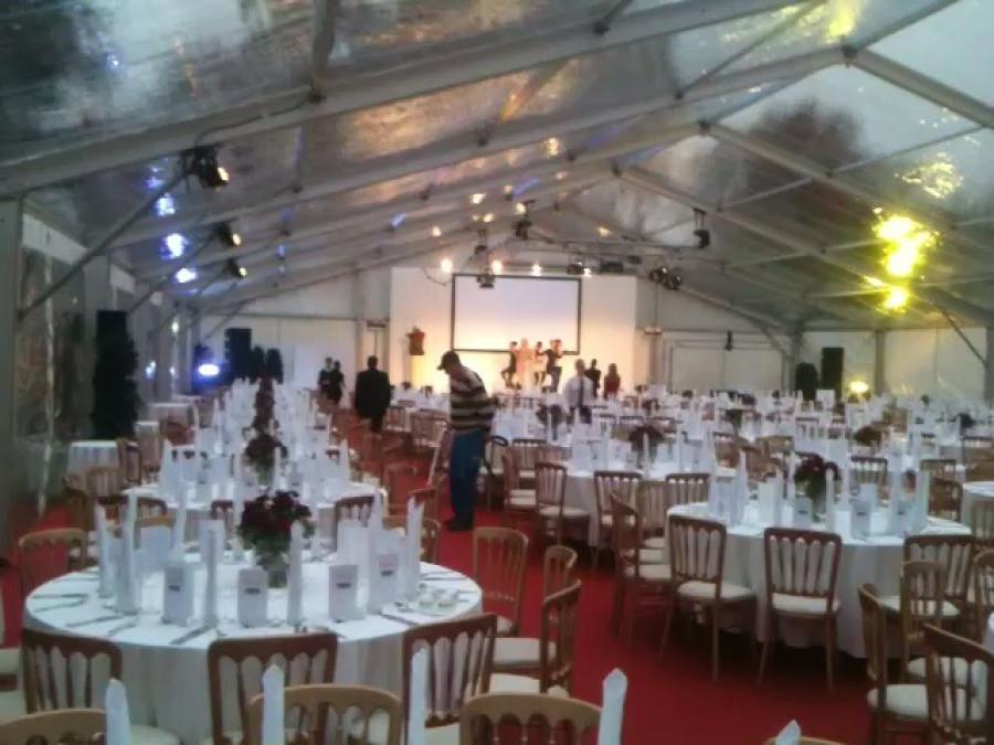 Goldstuhl mit Polster - Farbe: creme-wei�e