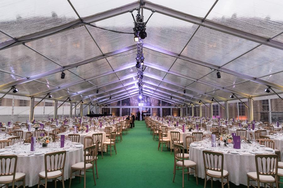 Goldstuhl mit Polster - Farbe: creme-wei�e