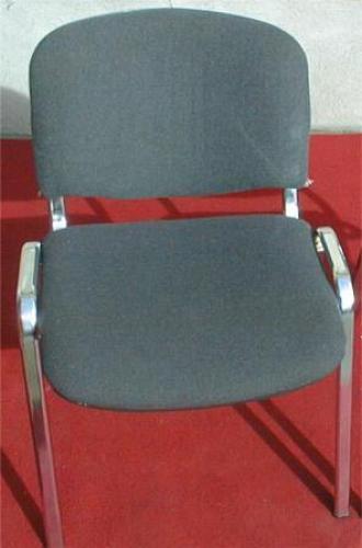 Polsterstuhl mit Chromgestell - Farbe: grau