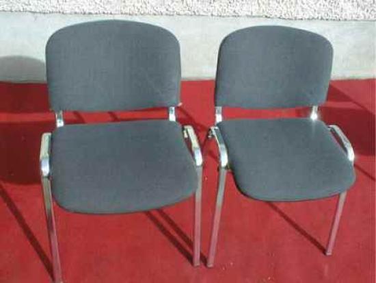 Polsterstuhl mit Chromgestell - Farbe: grau