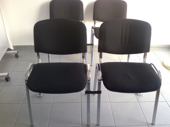 Verbinder f�r Polsterst�hle