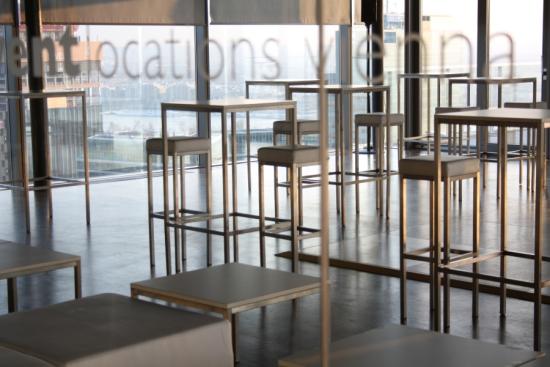 Barhocker, eckig, wei�er Polster