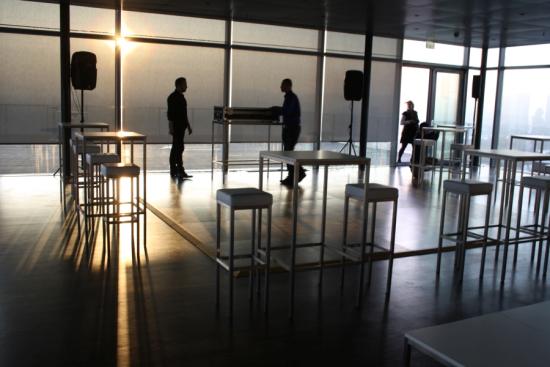 Barhocker, eckig, wei�er Polster