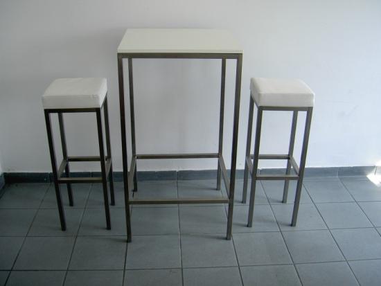 Barhocker, eckig, wei�er Polster