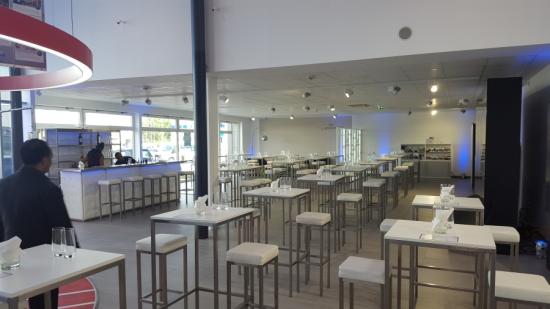 Barhocker, eckig, wei�er Polster