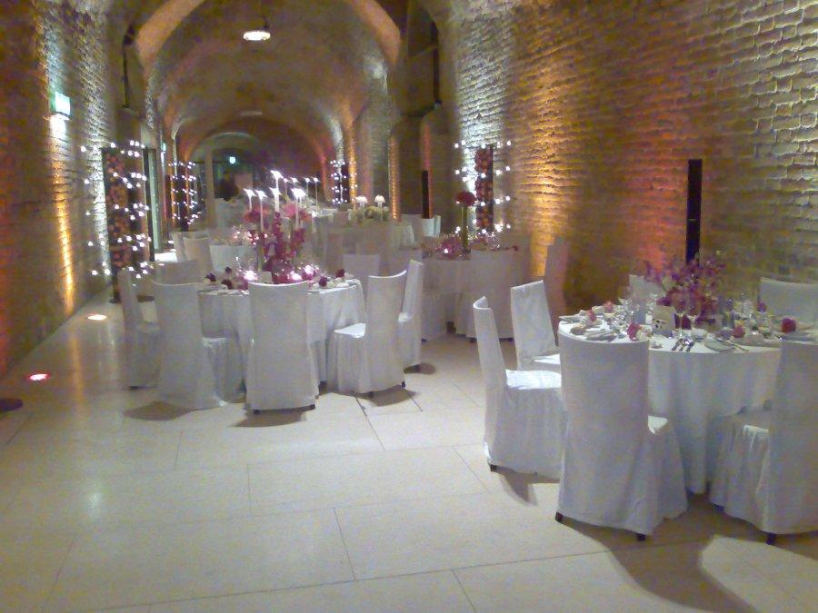 Bankett-Tisch, rund - Durchmesser: 165 cm, f�r 10 Personen