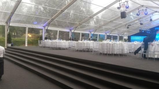 Bankett-Tisch, rund - Durchmesser: 183 cm, f�r 10 bis 12 Personen