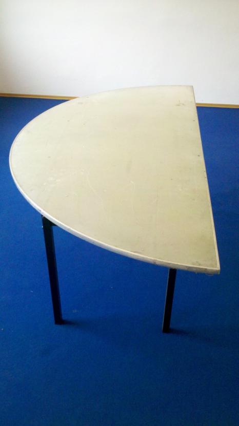 Bankett-Tisch, halbrund - Durchmesser: 183 cm