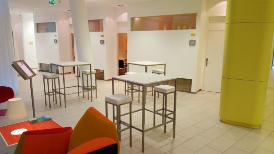 Stehtisch, Niro - Gr��e: 80 x  80 cm - Platte: wei�