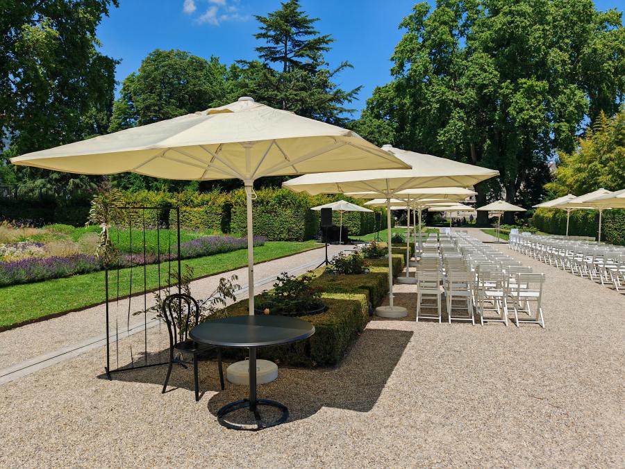 Kaffeehaustisch, rund - Durchmesser: 105 cm - Platte: schwarz