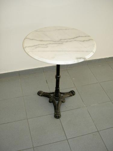 Kaffeehaustisch mit Marmorplatte - Durchmesser: 60 cm
