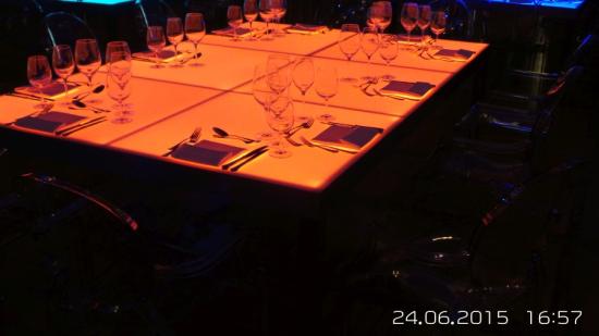 Nirotisch, Gala, 150 x 225 cm, mit LED - Beleuchtung