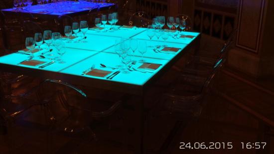 Nirotisch, Gala, 150 x 225 cm, mit LED - Beleuchtung
