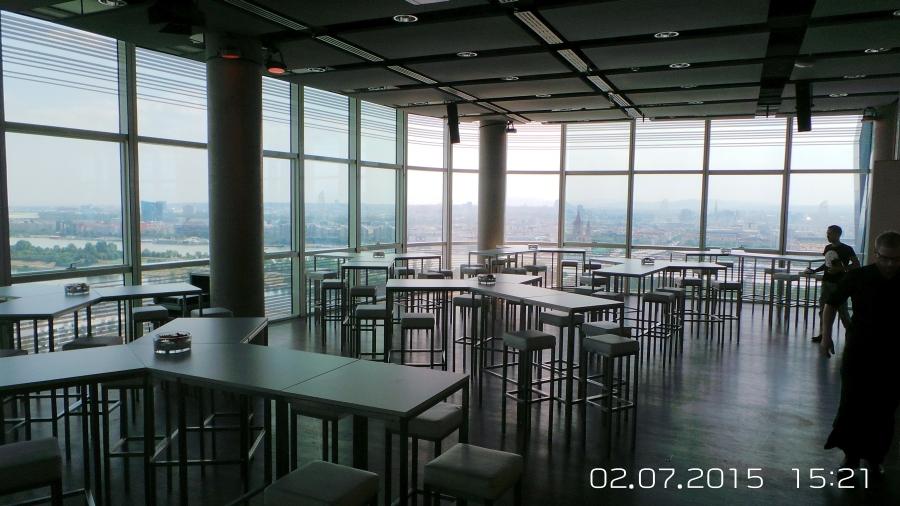 Stehtisch, Niro, Y-Form, wei�e Platte