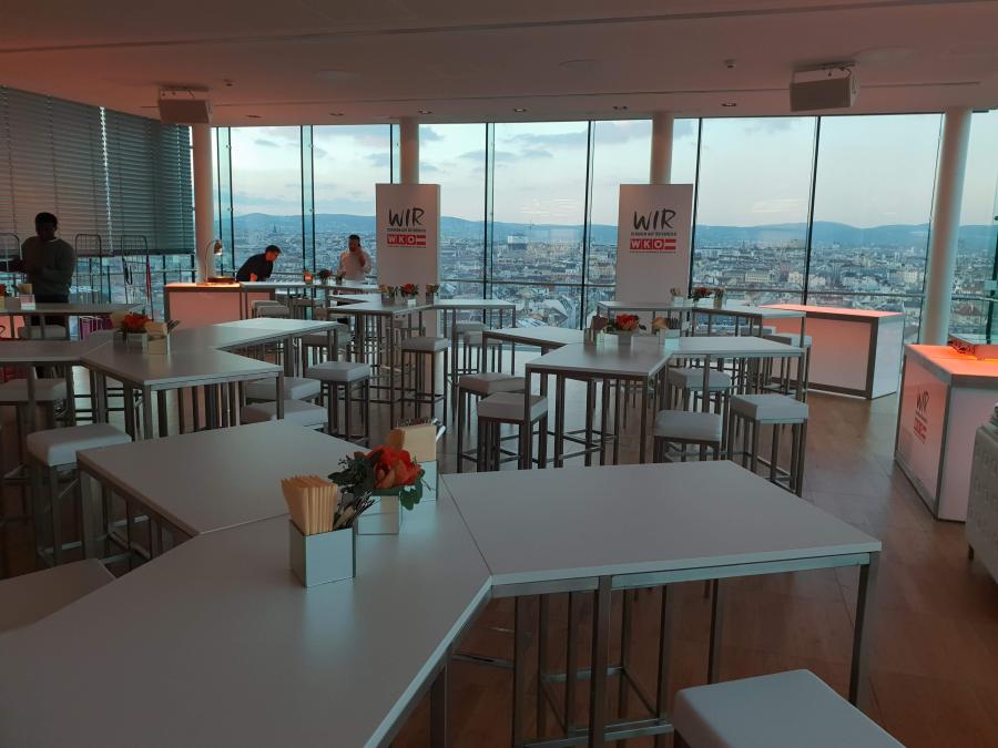 Stehtisch, Niro, Y-Form, wei�e Platte