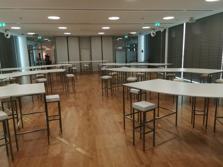 Stehtisch, Niro, Spezial - Form: Wave XL - Farbe: wei�