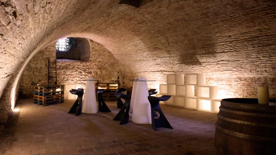 Stehtisch, Peak mit LED-Beleuchtung - Auswahl: Stehtisch, Peak mit LED-Beleuchtung