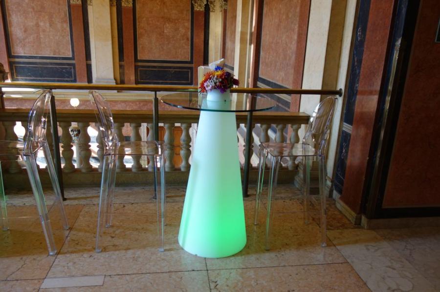 Stehtisch, Peak mit LED-Beleuchtung - Auswahl: Stehtisch, Peak mit LED-Beleuchtung