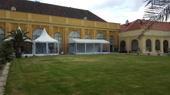 Festzelt - Breite: 5 m - Seitenh�he: 3 m - Firsth�he: 3,82 m