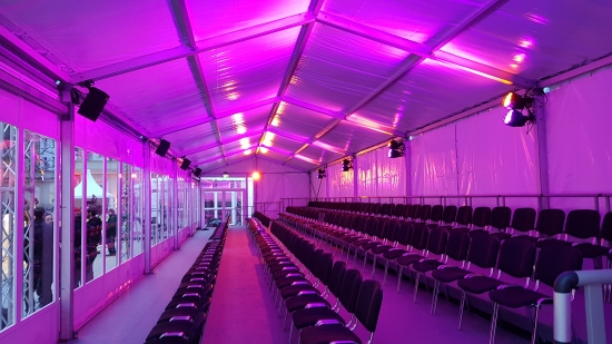 Festzelt - Breite: 6 m - Seitenh�he: 3 m - Firsth�he: 3,98 m