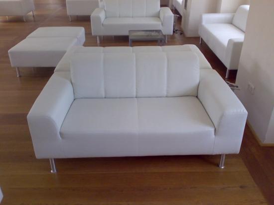 Couchtisch mit Glasplatte, 55 x 55 cm, grau