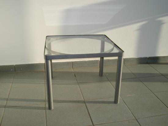 Couchtisch mit Glasplatte, 55 x 55 cm, grau