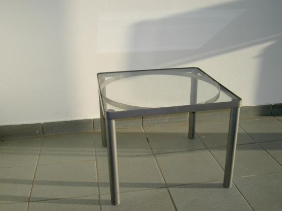 Couchtisch mit Glasplatte, 55 x 55 cm, grau