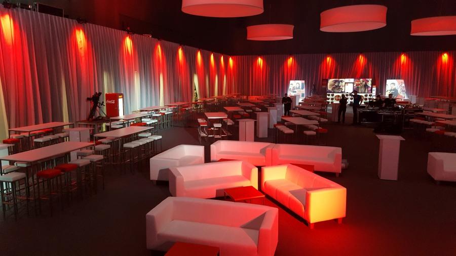 Couchtisch, Niro - Gr��e: 60 x 60 cm - Platte: rot