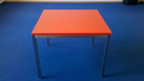 Couchtisch, Niro - Gr��e: 60 x 60 cm - Platte: rot