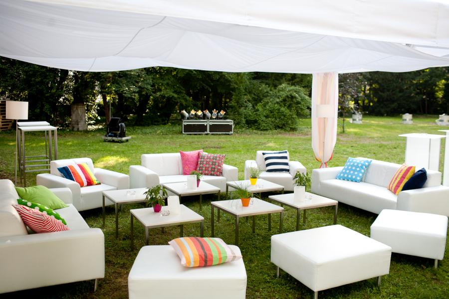 Lederfauteuil mit abgesetzter Seitenlehne - Farbe: wei�