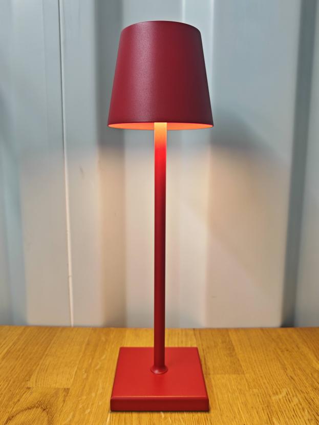 Tischlampe - Farbe: Rot - Licht: Warmwei�