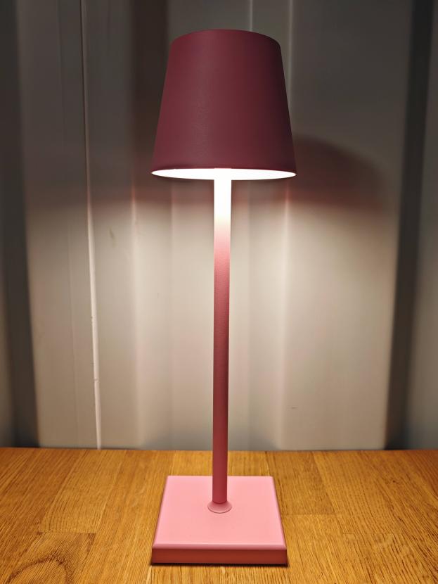 Tischlampe - Farbe: Rosa - Licht: Warmwei�