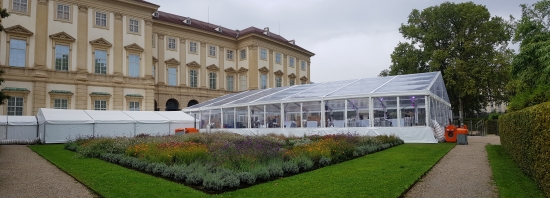Gro�zelt hoch - Breite: 20 m - Seitenh�he: 4 m - Firsth�he: 7,40 m