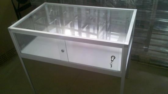 Glastischvitrine, 60 x 100 cm