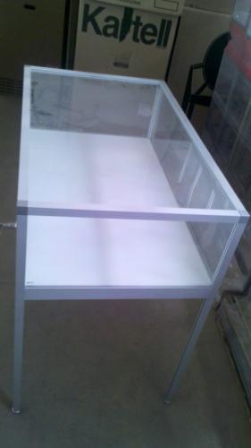 Glastischvitrine, 60 x 100 cm