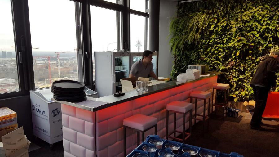 Nirobar, Element mit wei�er Lederfront im Ziegelmuster und LED-Beleuchtung, 100 cm