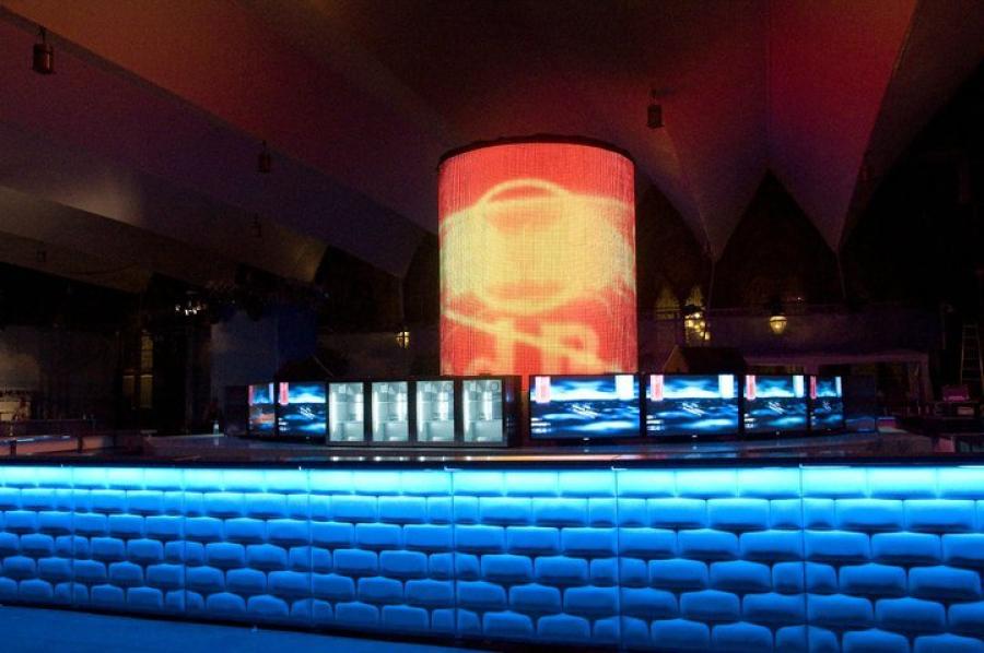 Nirobar, Element mit wei�er Lederfront im Ziegelmuster und LED-Beleuchtung, 100 cm