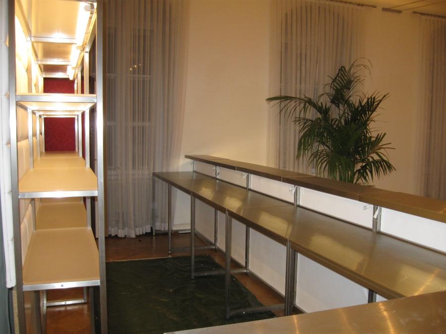 Nirobar, Element mit wei�er Lederfront im Ziegelmuster und LED-Beleuchtung, 100 cm