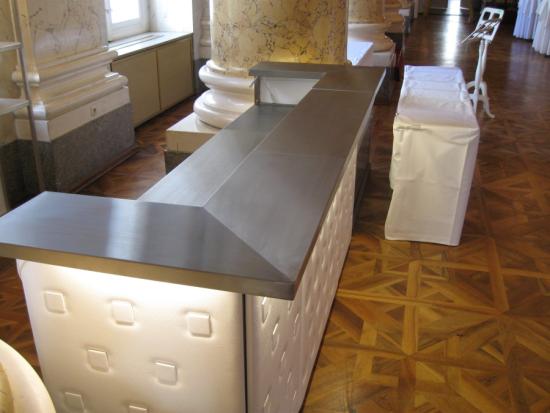 Nirobar - Element: Regal - Stil: Ziegelmuster, wei�