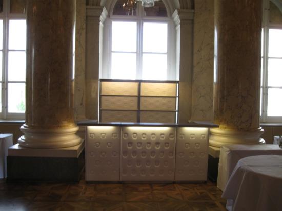 Nirobar - Element: Regal - Stil: Ziegelmuster, wei�
