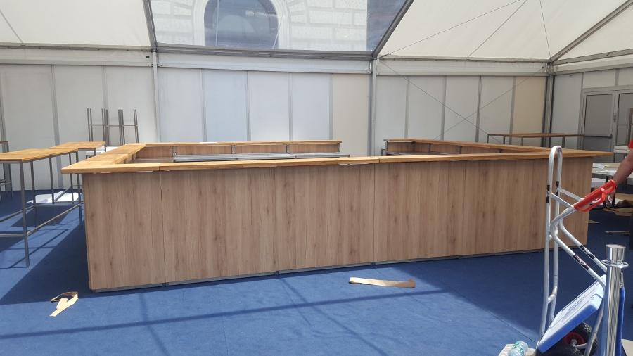 Nirobar, Element in Eichenoptik und LED-Beleuchtung, 100 cm