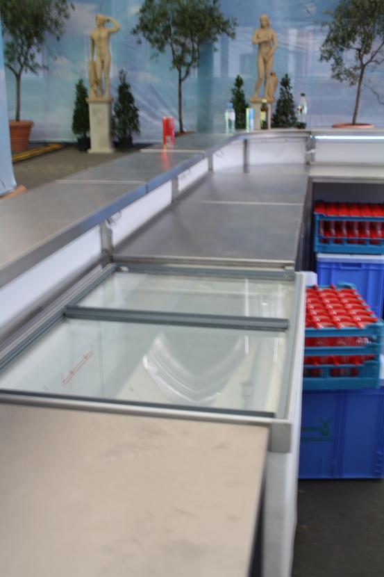 Nirobar - Element: Mitte f�r K�hltruhe - Front: glatt - Farbe: wei� - Top: Niro