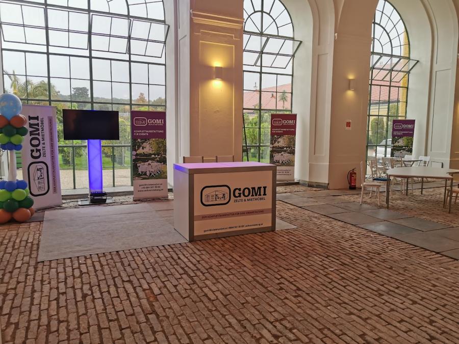 Empfangspult, 150 cm - Front: Beleuchtung - Top: Beleuchtung