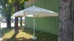 Sonnenschirm, 3 x 3 m, mit weiem Metallstnder inkl. 50kg Standgewicht 