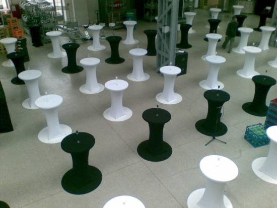 Husse & Haube f�r runden Stehtisch - Farbe: schwarz