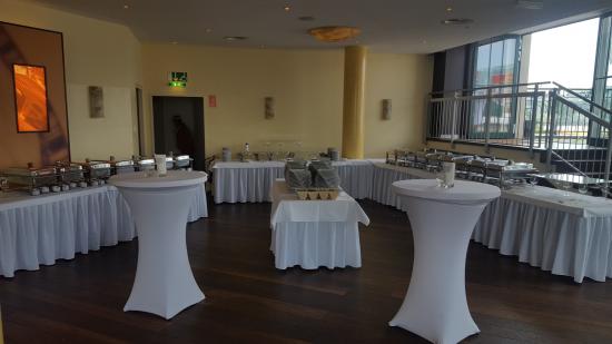 Skirting - Farbe: wei� - Gr��e: 200 x 70 cm