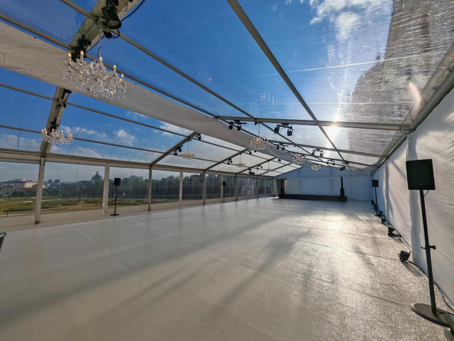 Transparente Dachplane - Zeltbreite: 12 m - Binderabstand: 5 m - Typ: Giebelzelt