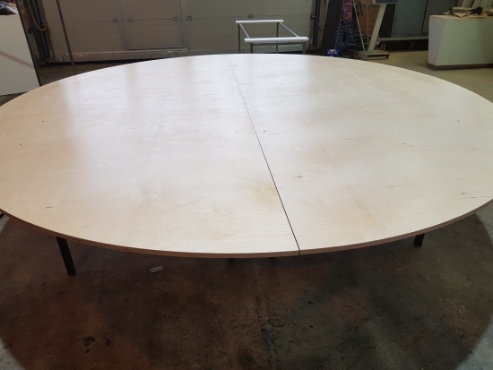 Bankett-Tisch, halbrund, 300 cm